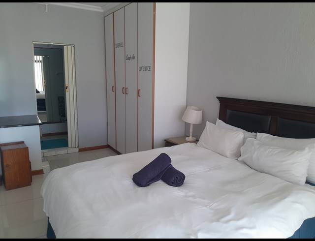2 BEDROOM FLAT FOR SALE IN MARGATE NORTH BEACH